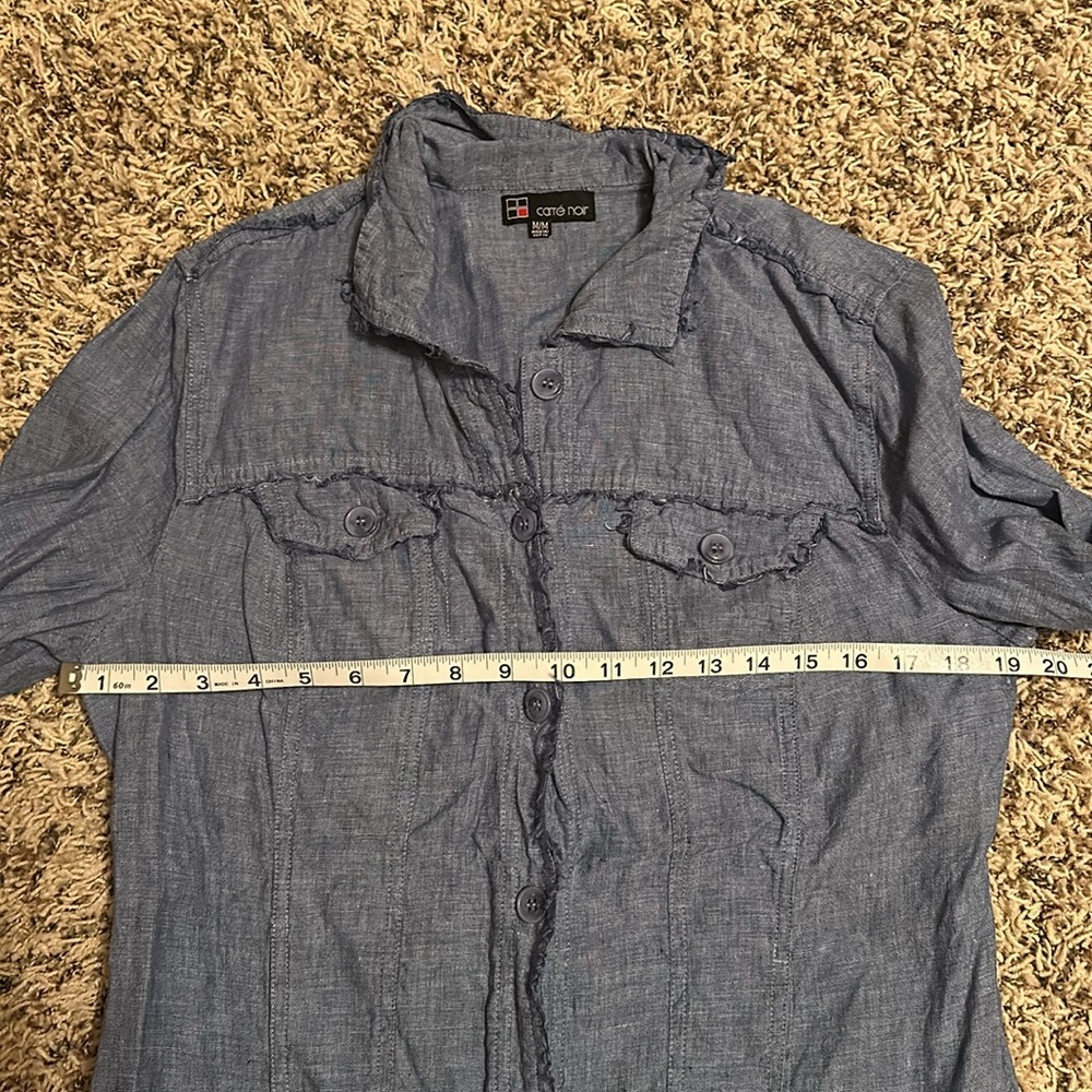Carre Noir Linen Button Front Shirt - Picture 7 of 7